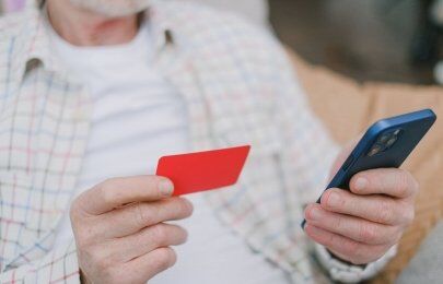 Pare de cair em golpes: checklist para evitar fraudes ao usar crédito via cartão e Pix Pare de cair em golpes: checklist para evitar fraudes ao usar crédito via cartão e Pix